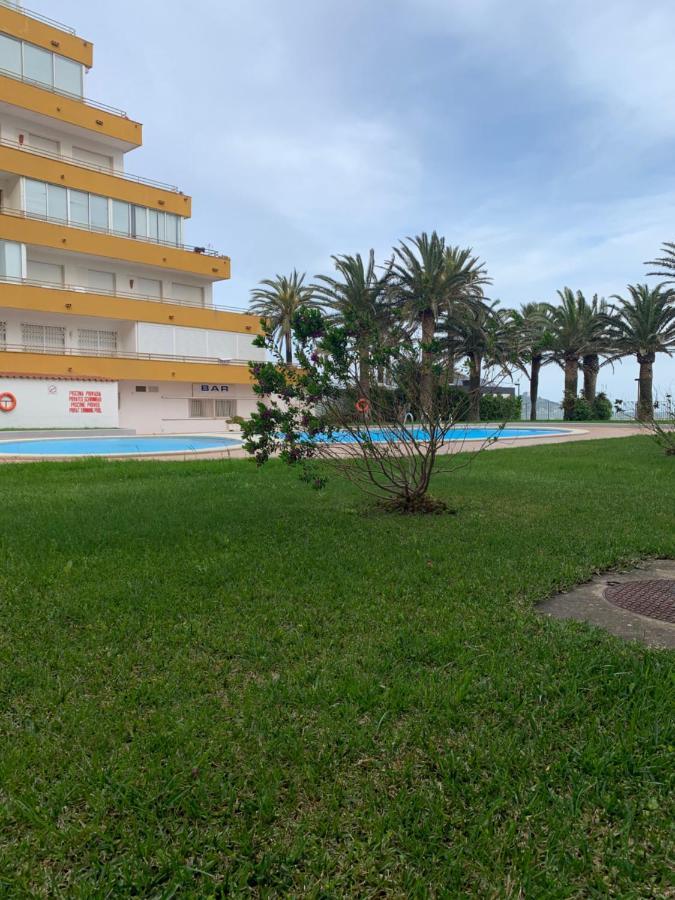 Апартаменты Roses Holiday Center Экстерьер фото